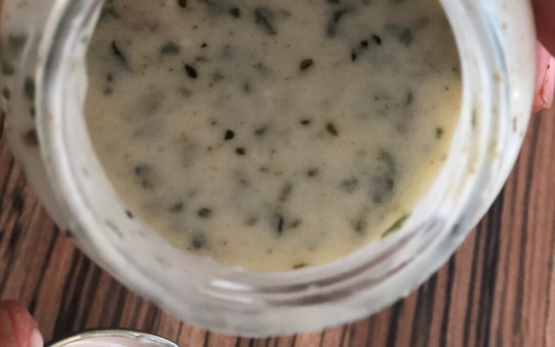 SALSAS Y VINAGRETAS ALEGRAN NUESTRAS ENSALADAS