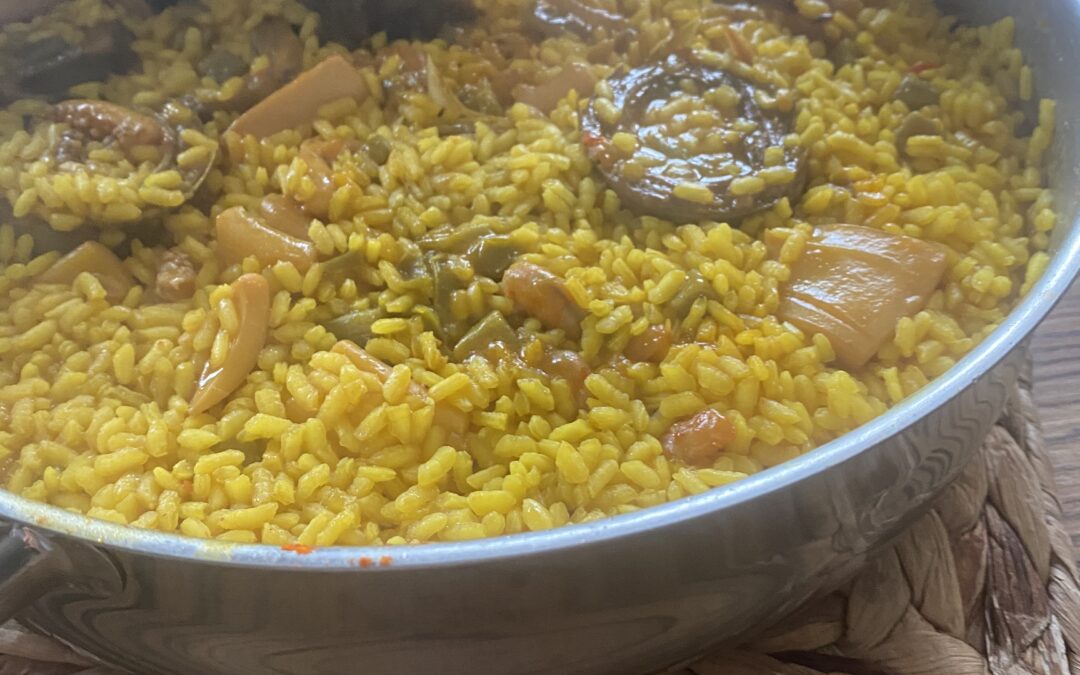Similar paella
