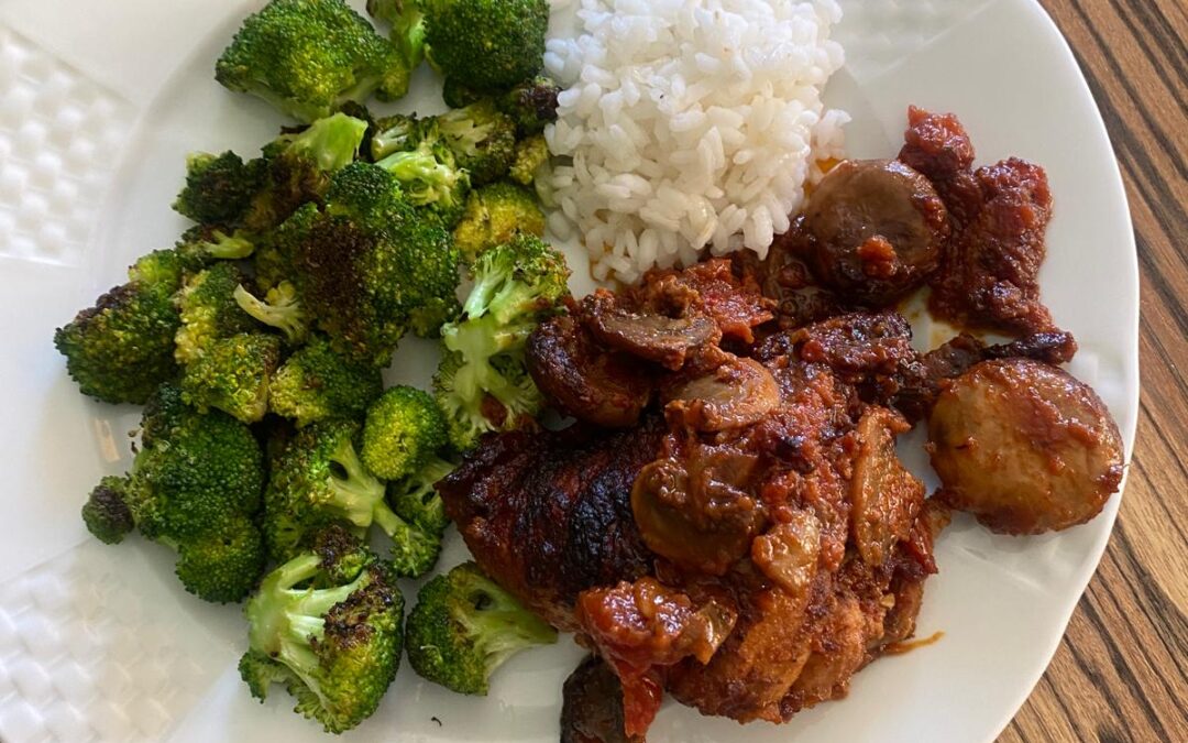 Brócoli, arroz y pechuga de pollo